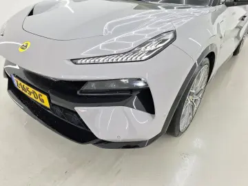 Lotus Eletre - Electric - Automatic - 612 hp - 37.821 km