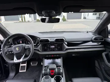 Lamborghini Urus SE 4.0 - AWD - Hibrid - 800 hp - 21.000 km