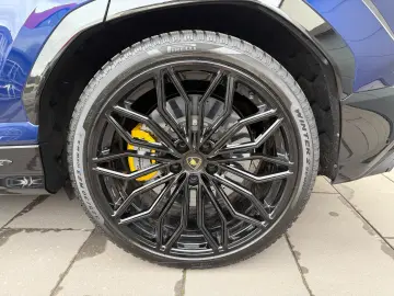Lamborghini Urus SE 4.0 - AWD - Hibrid - 800 hp - 21.000 km
