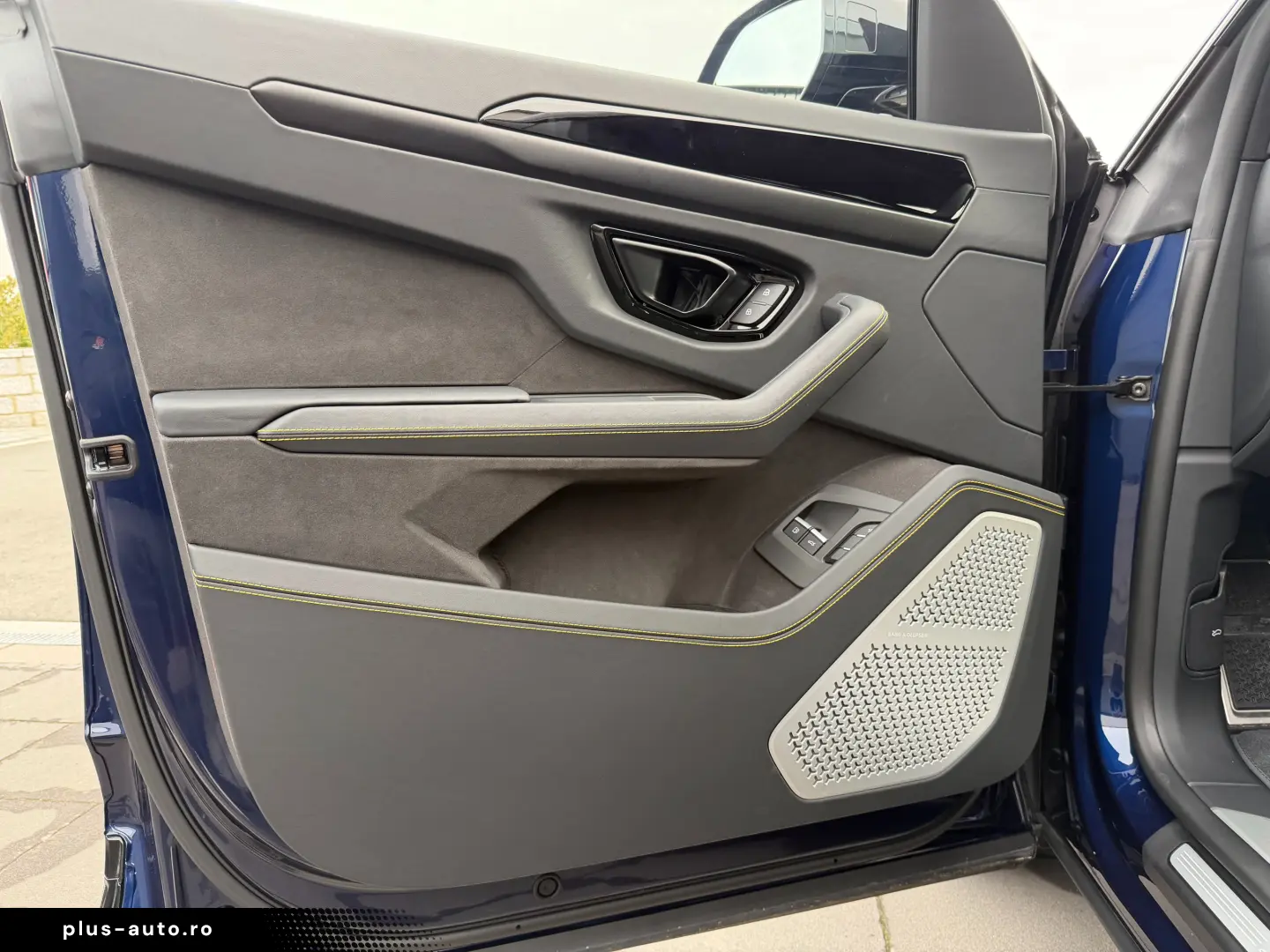 Lamborghini Urus SE 4.0 - AWD - Hibrid - 800 hp - 21.000 km