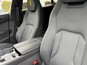 Lamborghini Urus SE 4.0 - AWD - Hibrid - 800 hp - 21.000 km