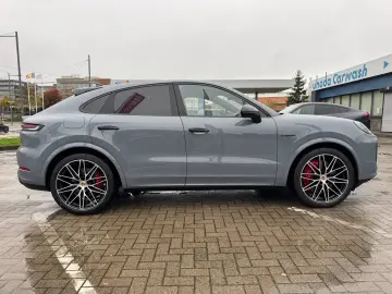 Porsche Cayenne Coupe Turbo 4.0 - Hibrid - 600 hp