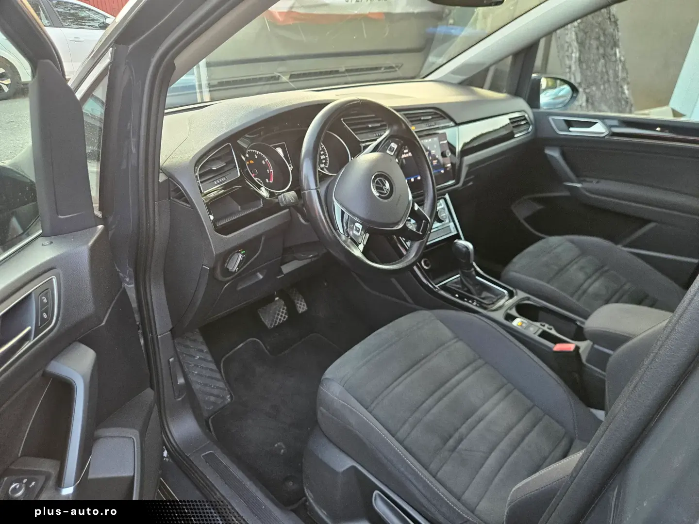 2021Touran 7locuri 1.5TSI 150CP DSG Highline TVA ded