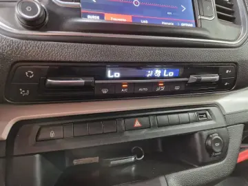 2022 Jumpy 9 locuri automata  XL lunga 5.30mCumpRoLeas TVA