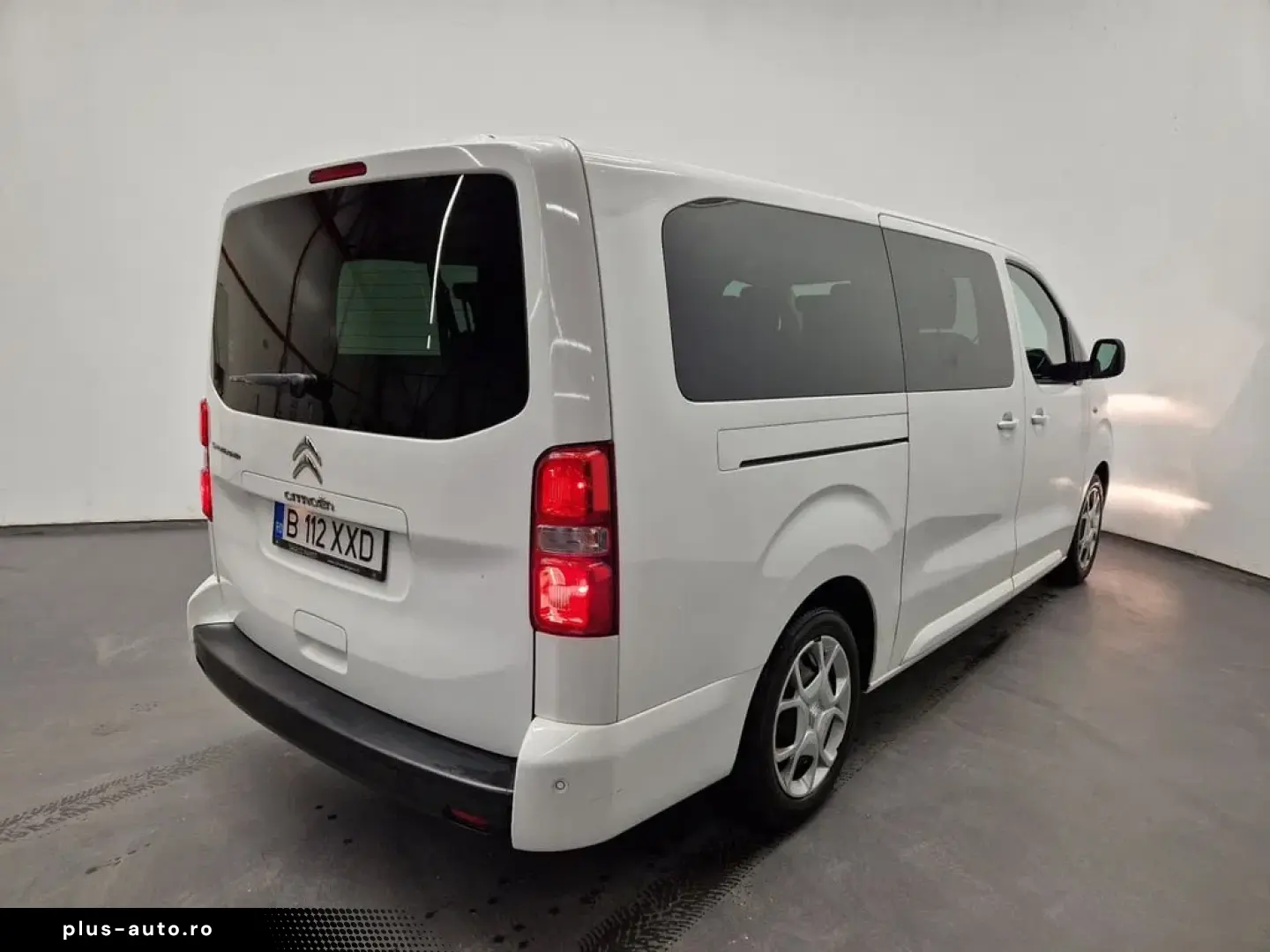 2022 Jumpy 9 locuri automata  XL lunga 5.30mCumpRoLeas TVA