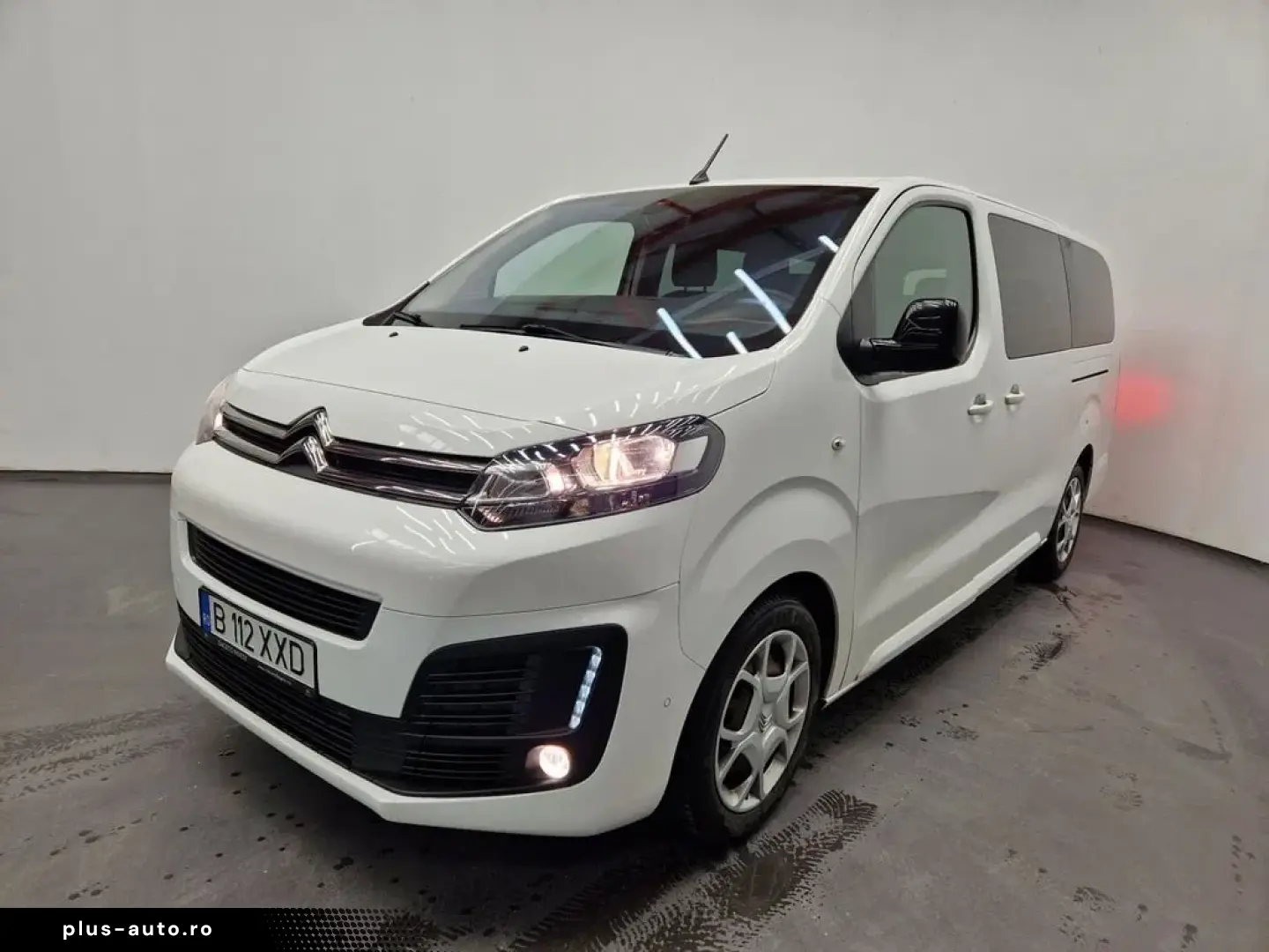 2022 Jumpy 9 locuri automata  XL lunga 5.30mCumpRoLeas TVA