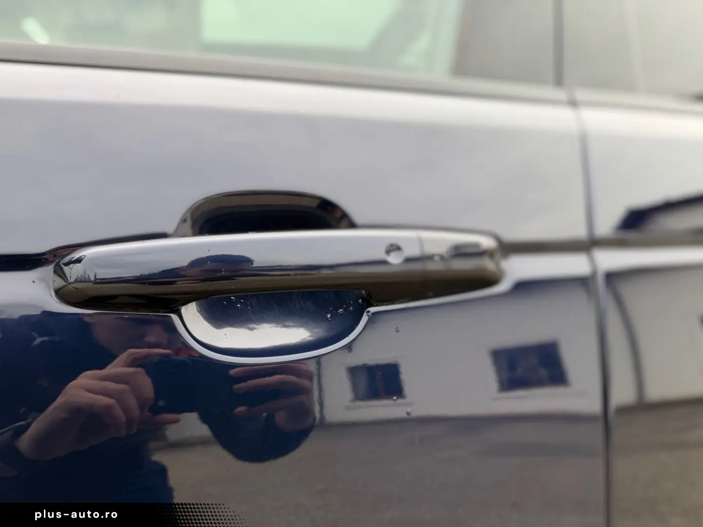 Land-Rover Range-Rover Gen-Iv-2012-2021