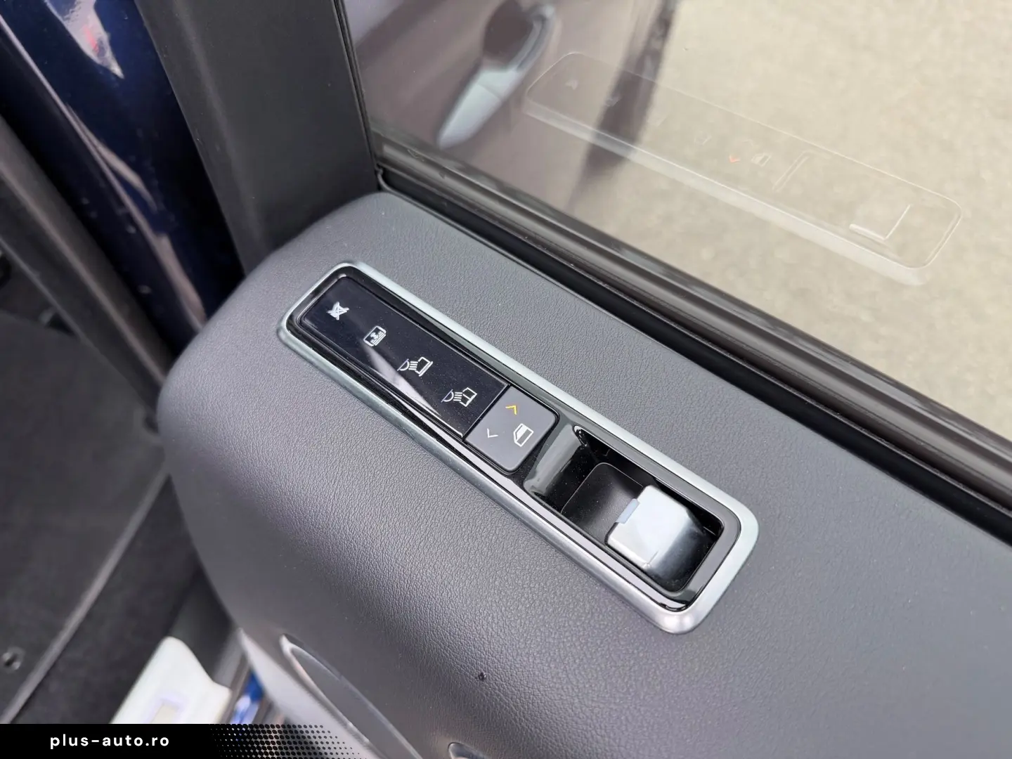 Land-Rover Range-Rover Gen-Iv-2012-2021