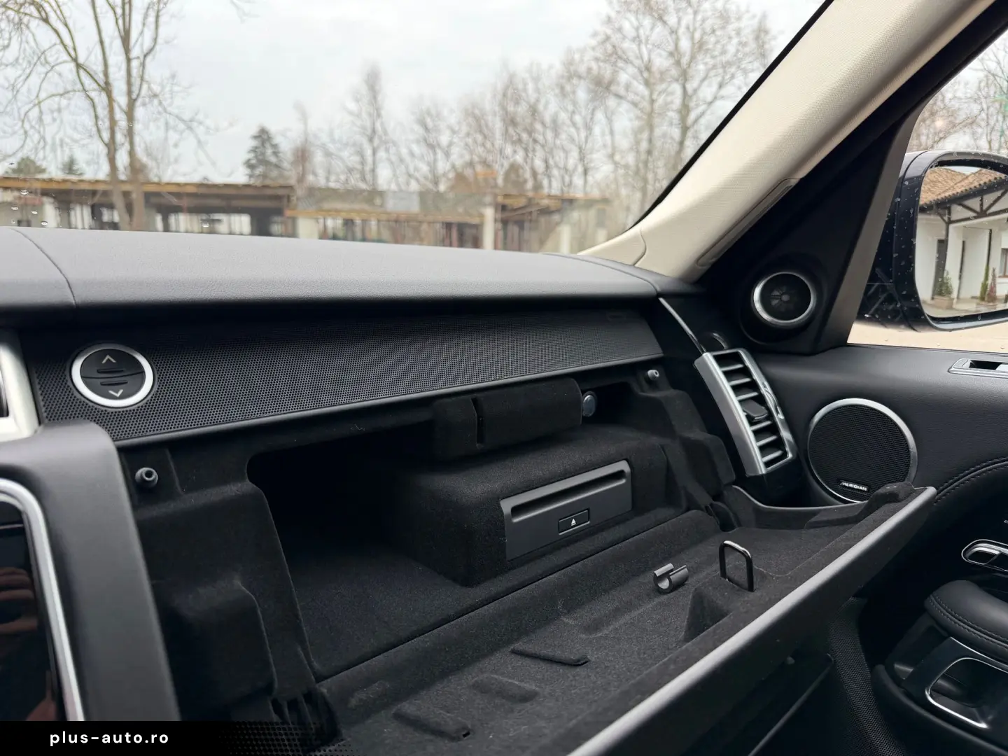 Land-Rover Range-Rover Gen-Iv-2012-2021