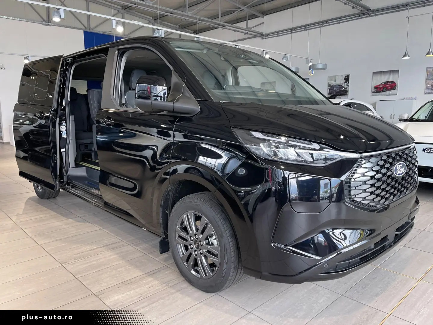 Ford Tourneo-Custom-