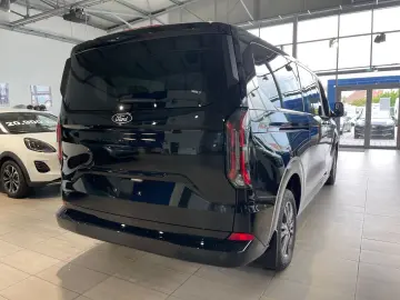 Ford Tourneo-Custom-