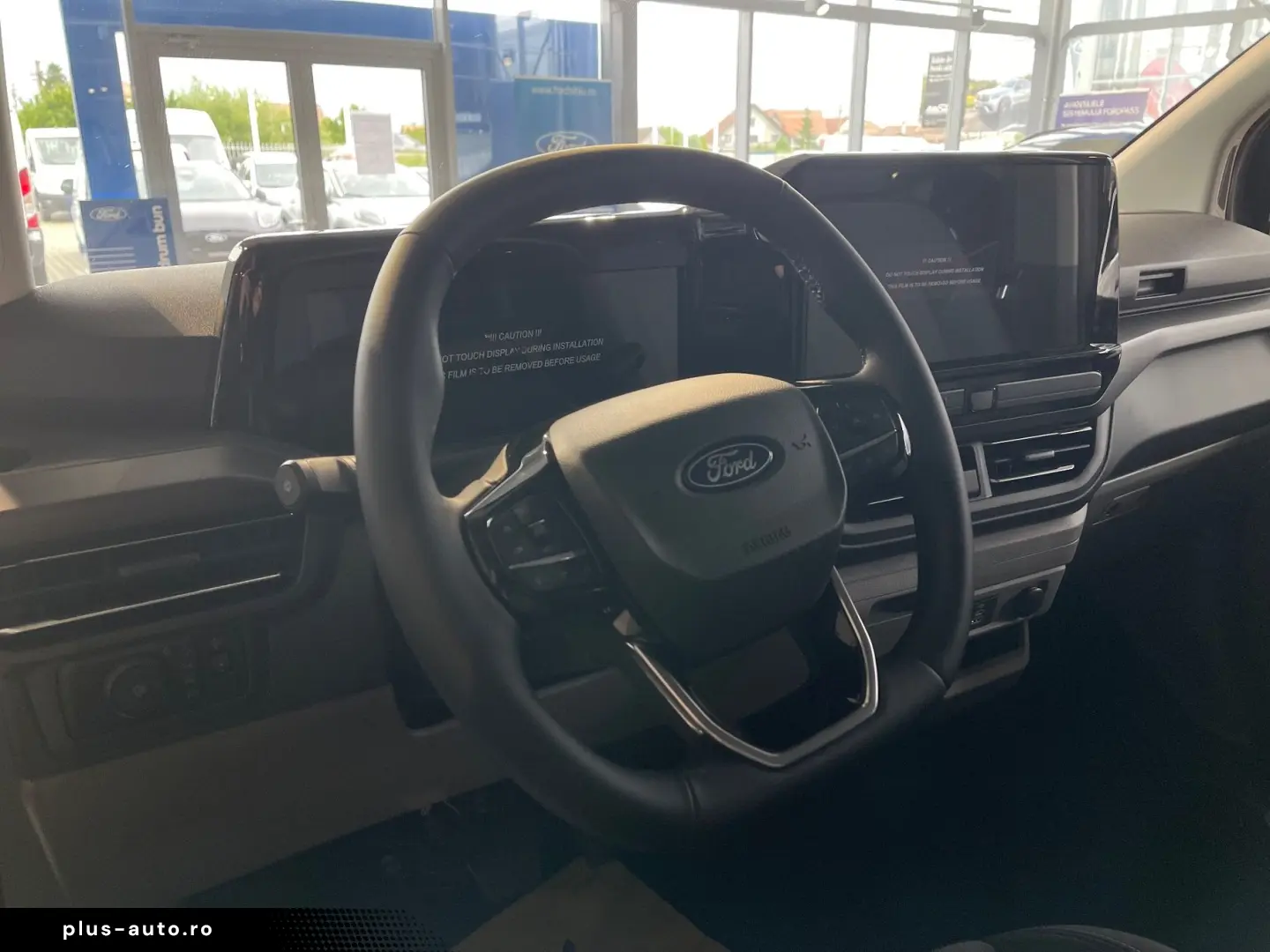 Ford Tourneo-Custom-