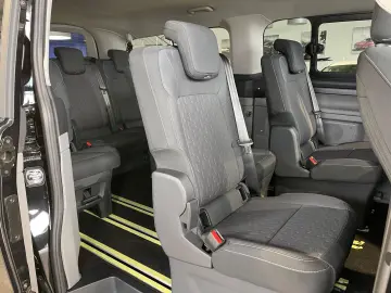 Ford Tourneo-Custom-