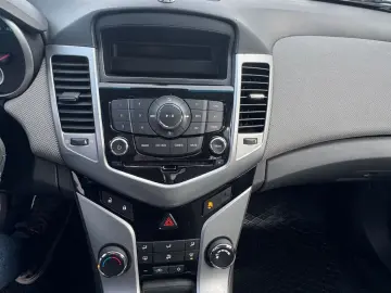 Chevrolet Cruze Gen-I-2009-2016