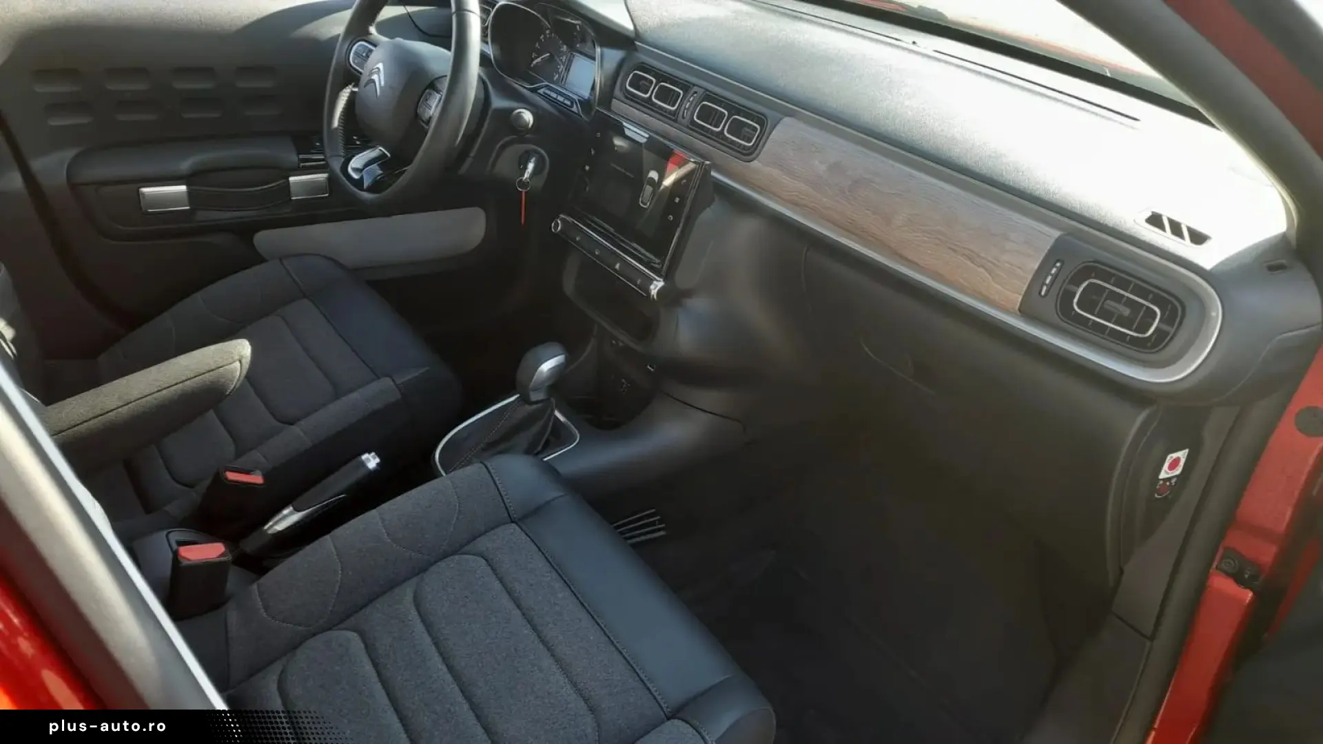 Citroen C3 MAX 1.2 Puretech 110 EAT6 - demo car - garantie