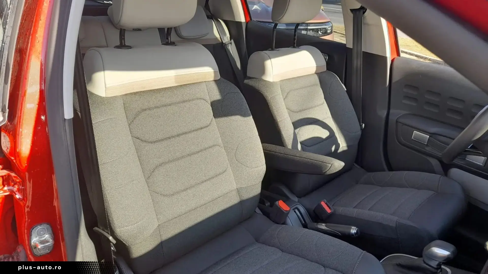 Citroen C3 MAX 1.2 Puretech 110 EAT6 - demo car - garantie