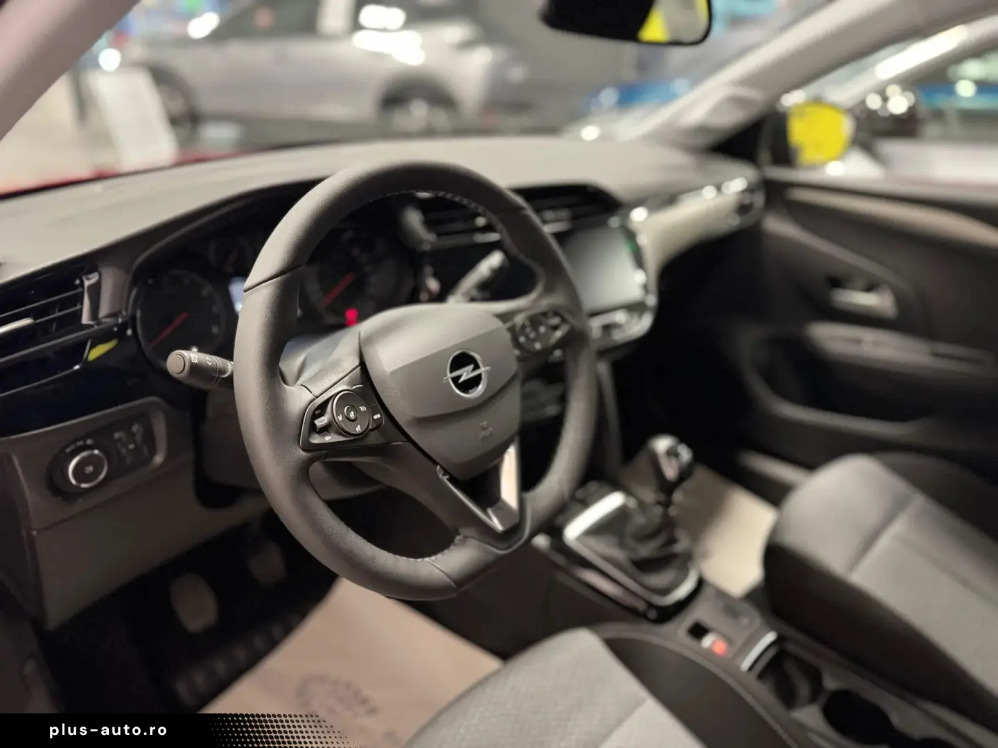 OPEL CORSA 1.2 benzina  - 100 CP - cu livrare rapida