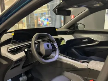 Peugeot 3008 e-DCS6 MHEV Allure 145 CP Hybrid