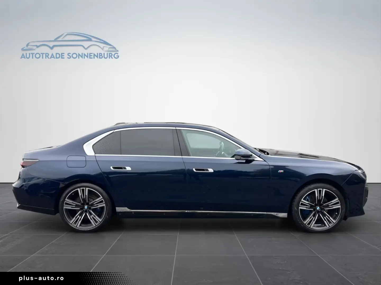 BMW 740 d xDrive M Sport TV HUD AHK B&W PANO