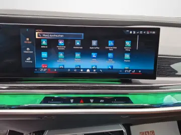 BMW 740 d xDrive M Sport TV HUD AHK B&W PANO