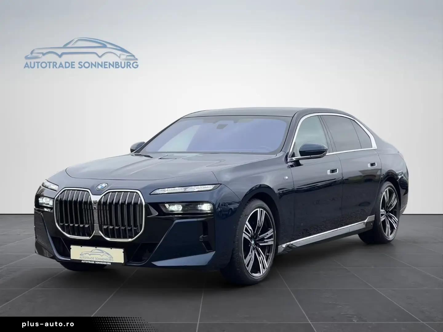 BMW 740 d xDrive M Sport TV HUD AHK B&W PANO