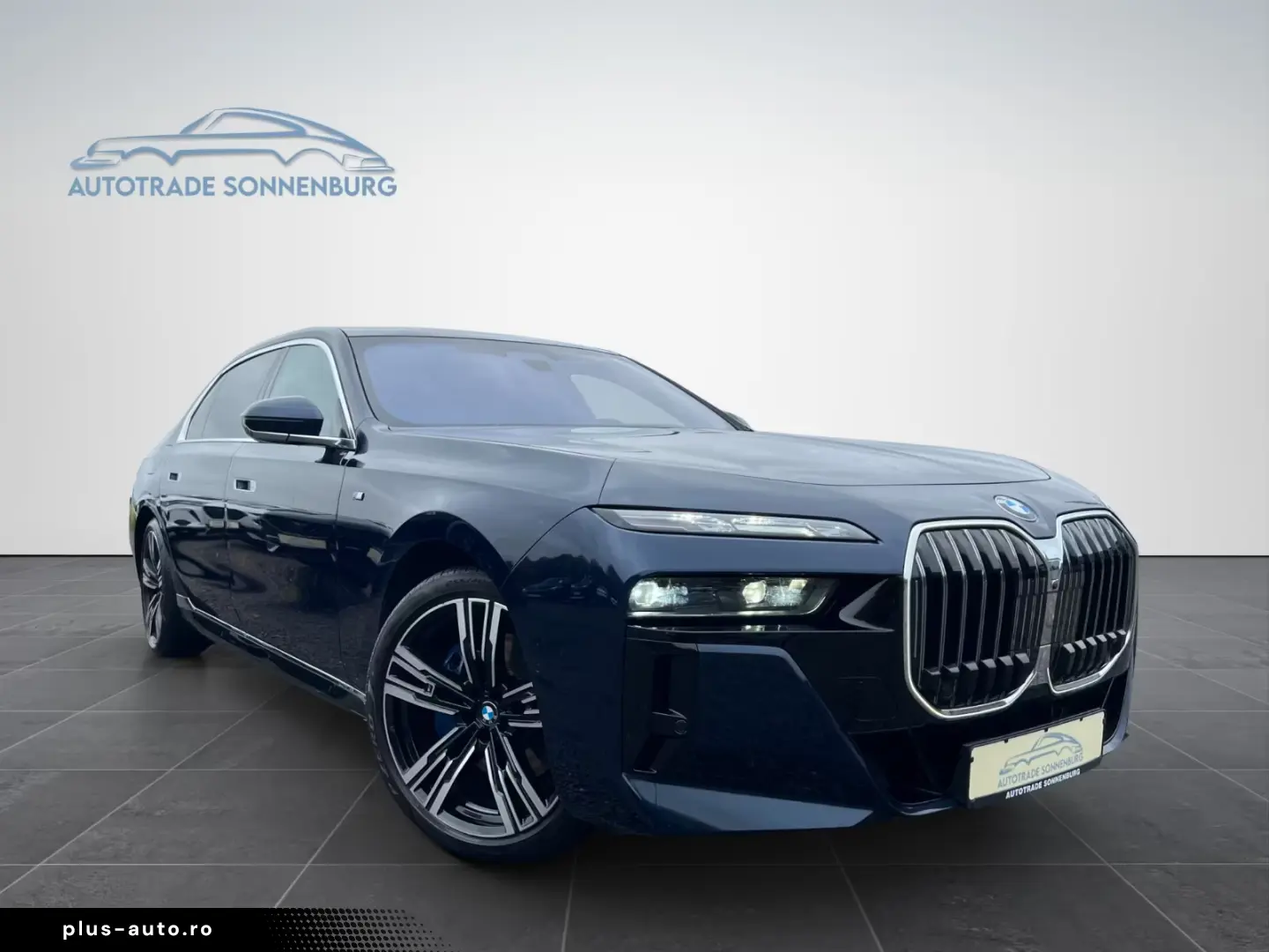 BMW 740 d xDrive M Sport TV HUD AHK B&W PANO