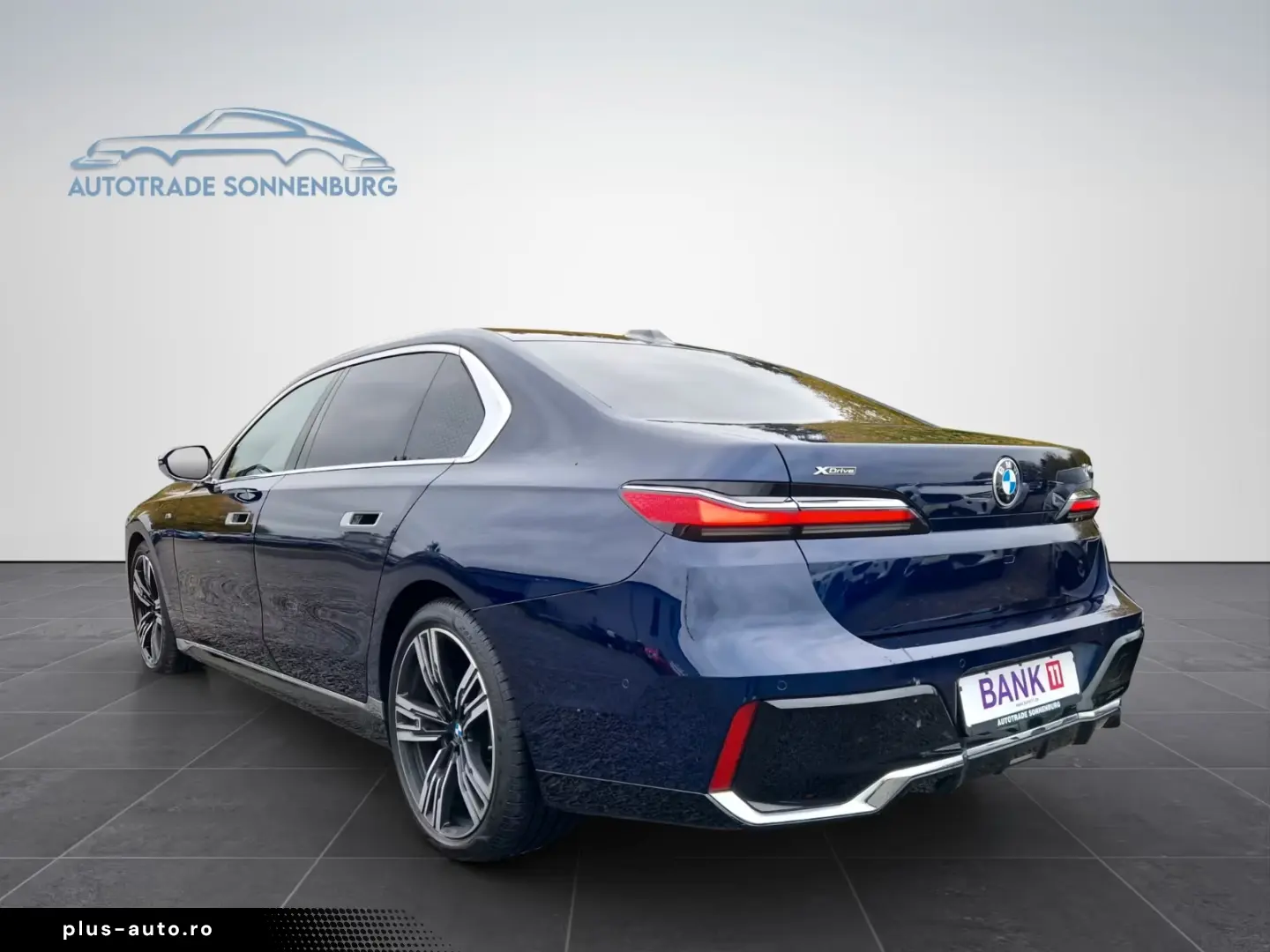 BMW 740 d xDrive M Sport TV HUD AHK B&W PANO