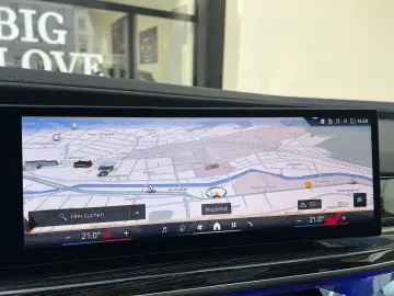 BMW 740d xDrive M Sport Pro SkyPano DA PA Prof B&W