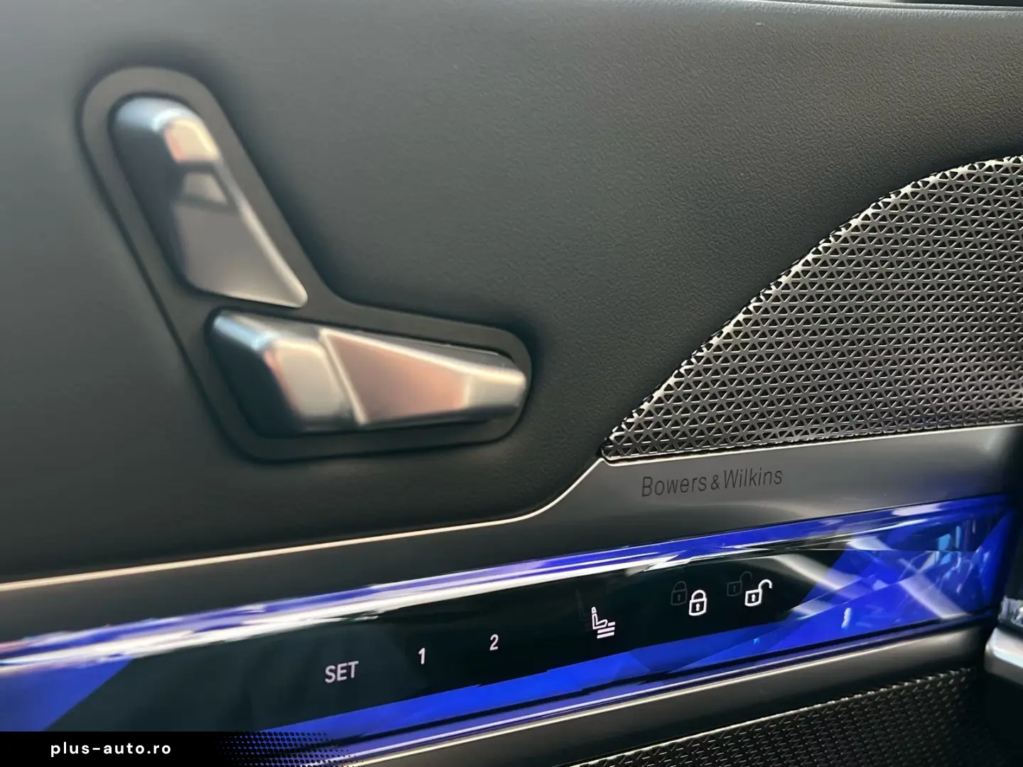 BMW 740d xDrive M Sport Pro SkyPano DA PA Prof B&W