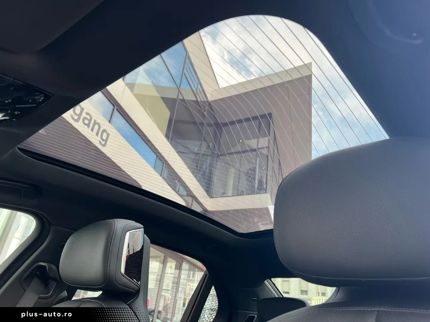 BMW 740d xDrive M Sport Pro SkyPano DA PA Prof B&W