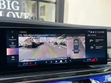 BMW 740d xDrive M Sport Pro SkyPano DA PA Prof B&W