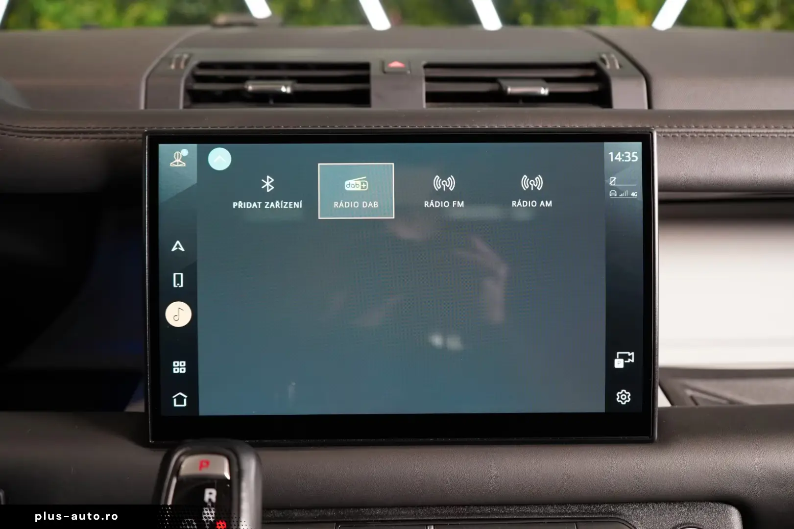 Land Rover Defender D300 130 FIRST-EDITION TOW