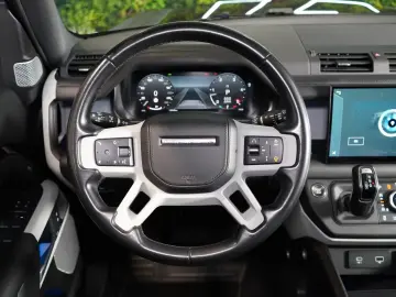 Land Rover Defender D300 130 FIRST-EDITION TOW