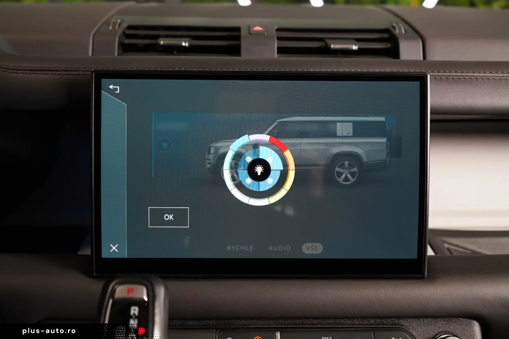 Land Rover Defender D300 130 FIRST-EDITION TOW