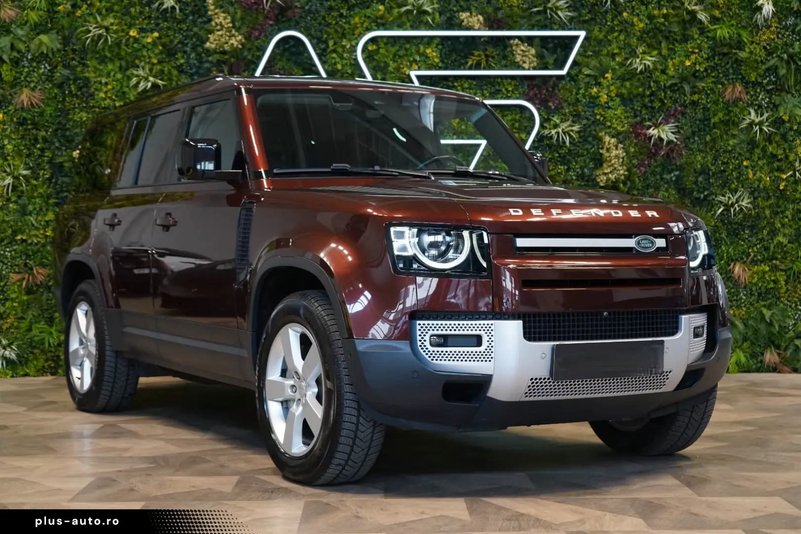 Land Rover Defender D300 130 FIRST-EDITION TOW