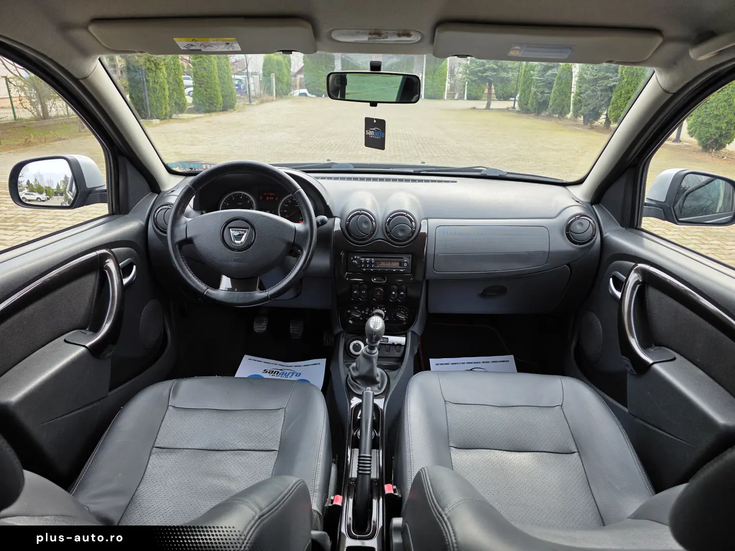 Dacia Duster 4x4 2011 1.5 dCi 110 CP euro 5