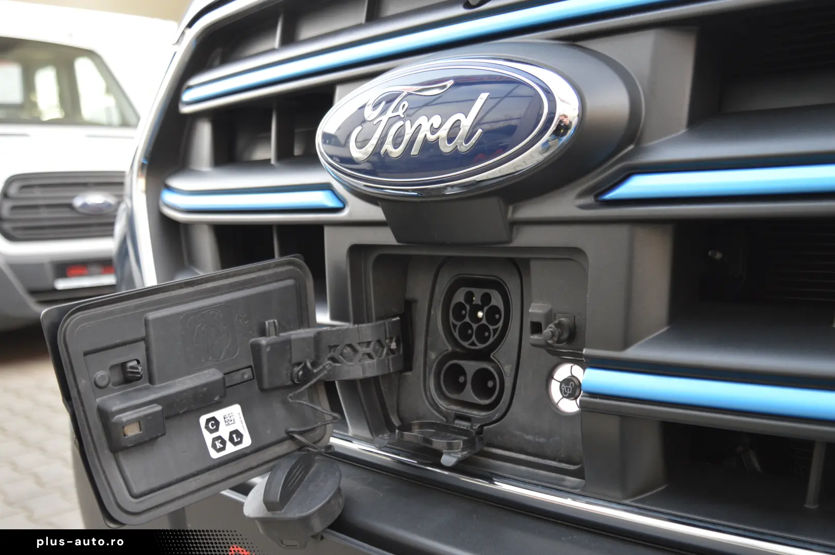 FORD E TRANSIT N1 L2H2 Masa max 3500KG