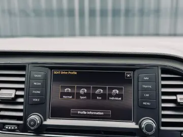 SEAT LEON 4DRIVE   2.0 DIESEL 184CP   FAB 12.2014   4X4