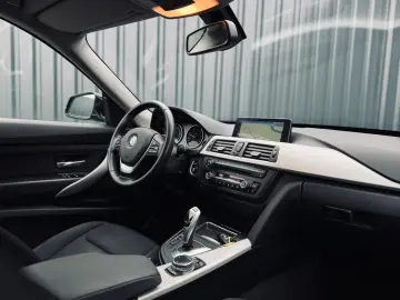 BMW 320D GRAN TURISMO   FAB 03.2014   2.0 DIESEL 184 CP