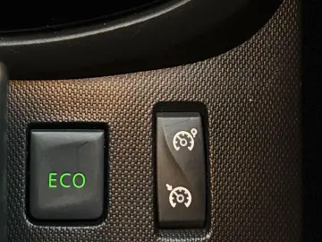 RENAULT CAPTUR   FAB 11.2015   1.5 DIESEL 90CP