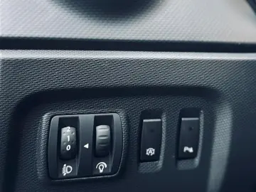 RENAULT CAPTUR   FAB 11.2015   1.5 DIESEL 90CP