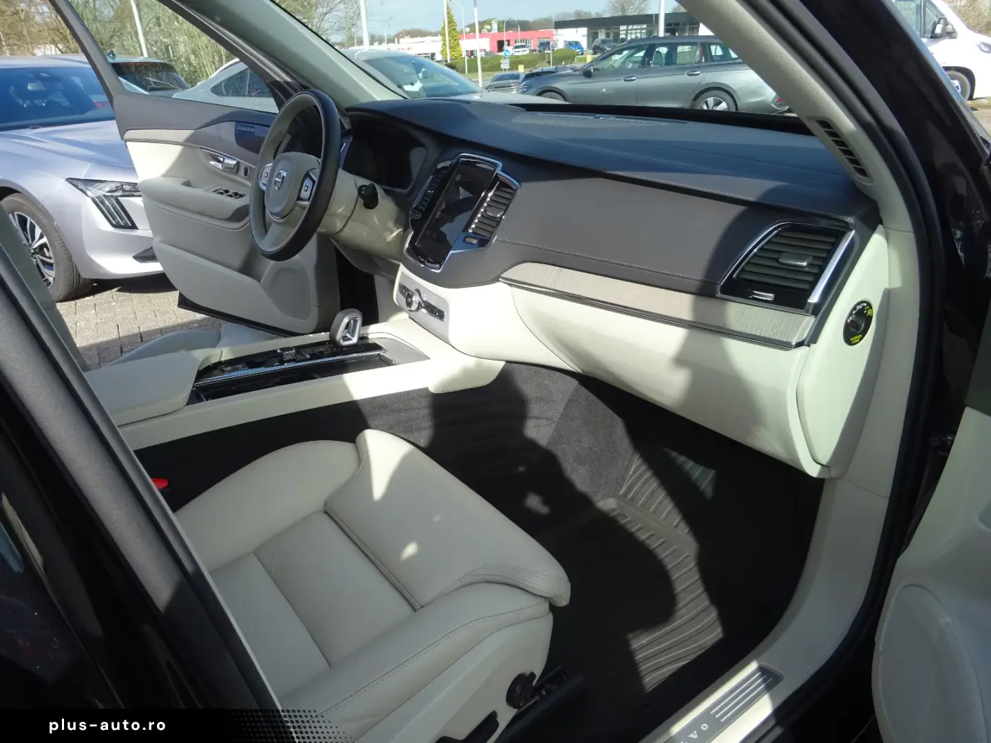 Volvo XC 90 Plus Dark Hyb AWD 360  Pano AHK Acc HeadUp