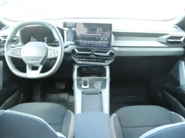 DACIA BIGSTER 1.8 Hybrid 155 Journey