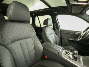 BMW X5 xDr 30 d M Sport Pano B&W 360K Head-u Massage