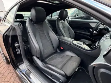 MERCEDES-BENZ E 300 Coupe 9G 2X AMG LINE PANORAMA MB…