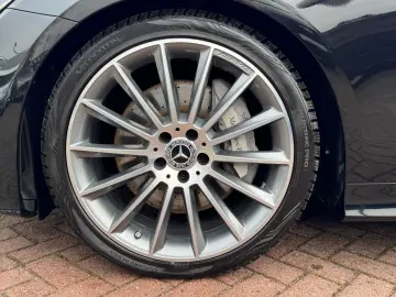 MERCEDES-BENZ E 300 Coupe 9G 2X AMG LINE PANORAMA MB…