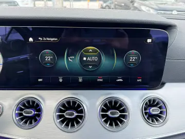 MERCEDES-BENZ E 300 Coupe 9G 2X AMG LINE PANORAMA MB…