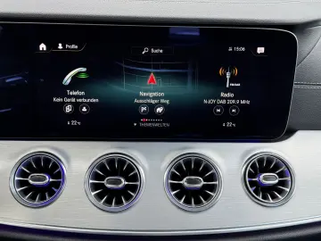 MERCEDES-BENZ E 300 Coupe 9G 2X AMG LINE PANORAMA MB…