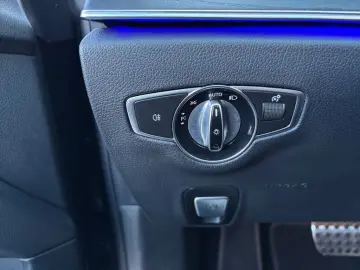 MERCEDES-BENZ E 300 Cabriolet AMG AirBodyC Burm FAP Keyless