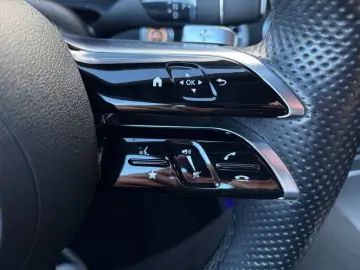 MERCEDES-BENZ E 300 Cabriolet AMG AirBodyC Burm FAP Keyless